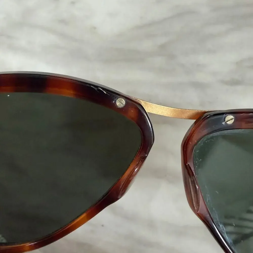 Ray-Ban good there